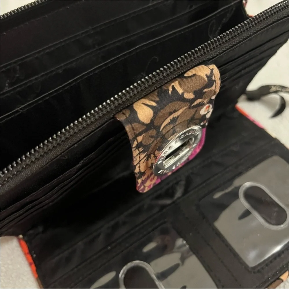 Vera Bradley Rosewood Pattern Twist or Turn Lock Wallet Or Clutch Designer NWOT - Picture 3 of 8
